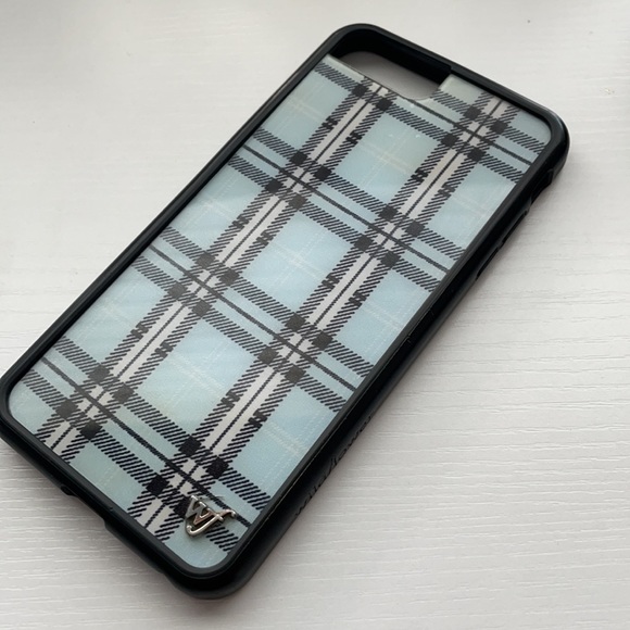Blue plaid iphone case - Picture 2 of 4